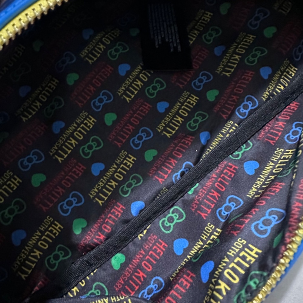 Hello Kitty Fanny pack - Picture 4 of 5